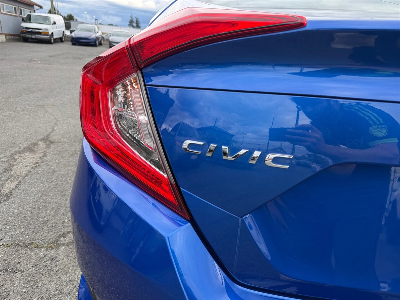 2016 Honda Civic LX in Blue — thumbnail 17 of 21