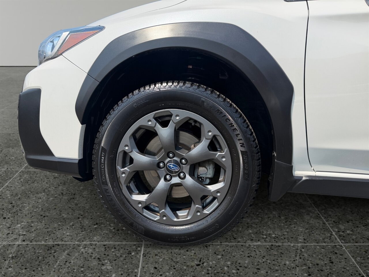 2023 Subaru Crosstrek Sport in White — thumbnail 15 of 21