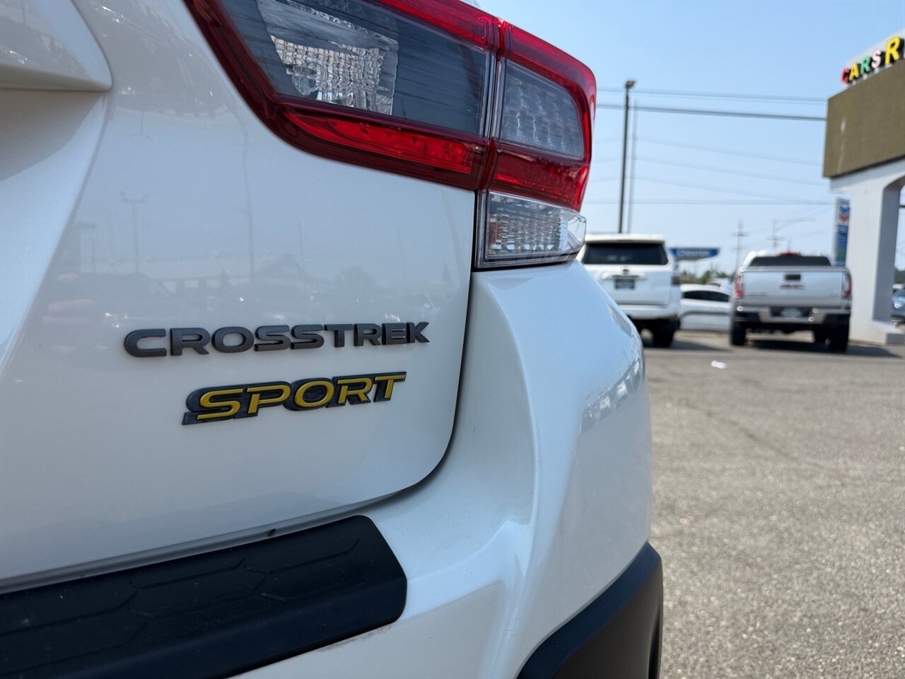 2023 Subaru Crosstrek Sport in White — thumbnail 17 of 21