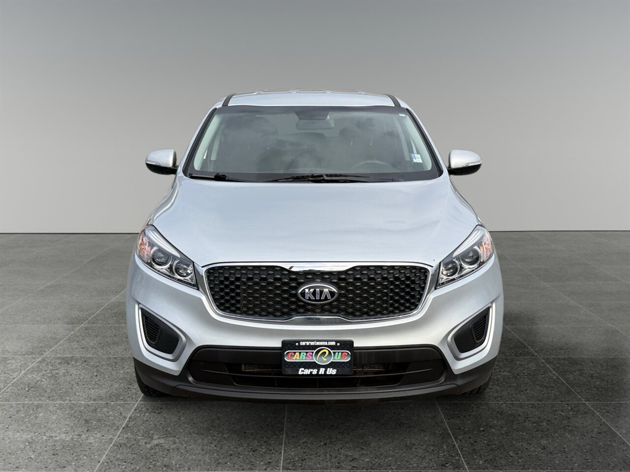 2018 Kia Sorento L in Silver — thumbnail 9 of 24