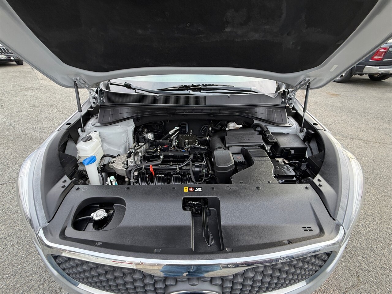 2018 Kia Sorento L in Silver — thumbnail 21 of 24