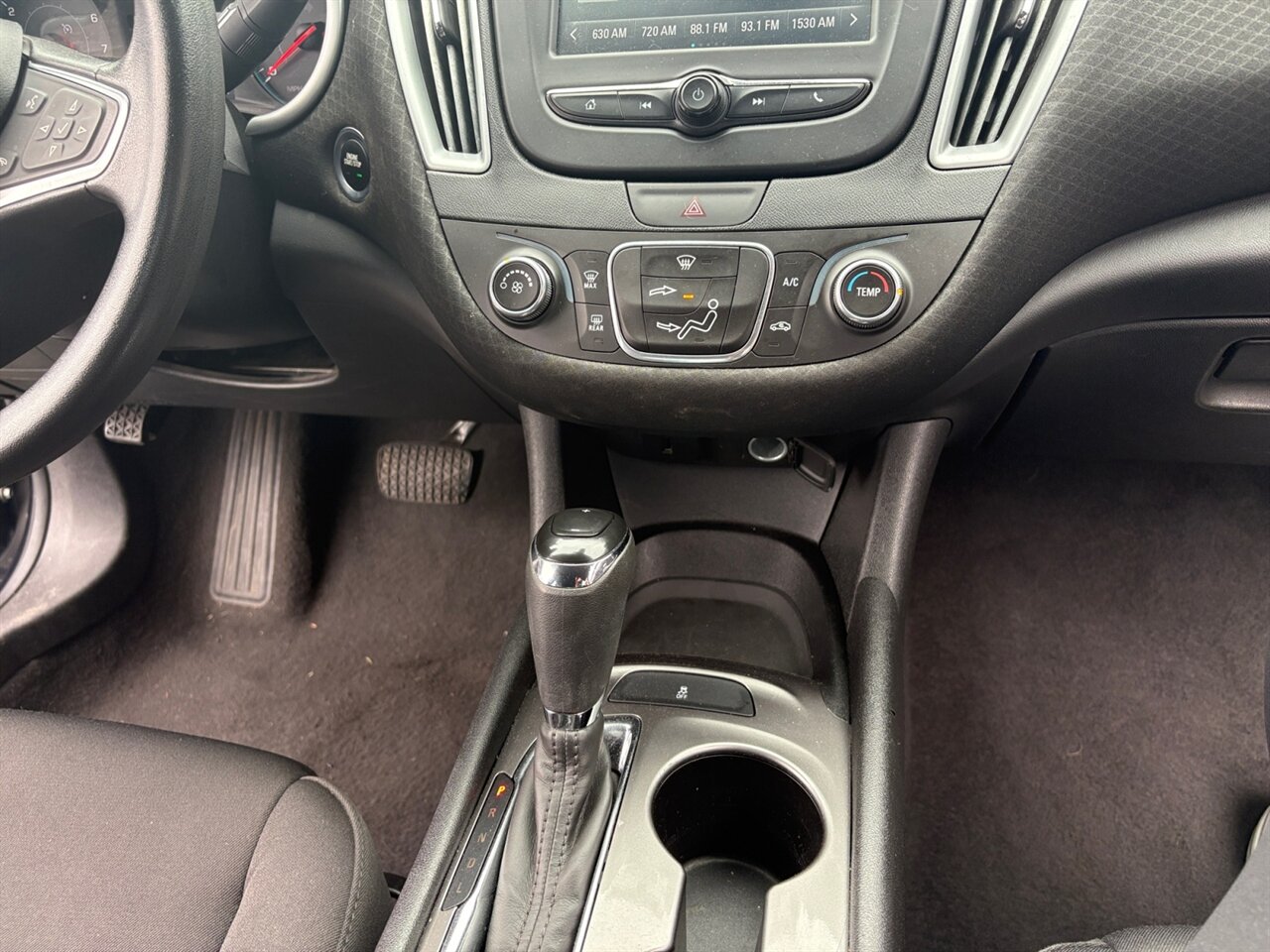 2018 Chevrolet Malibu 1LS in Blue — thumbnail 12 of 21