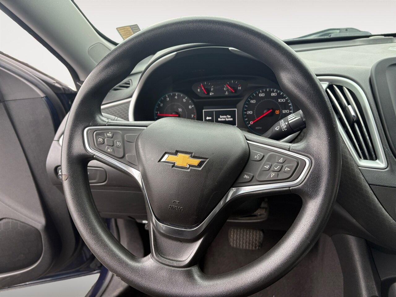 2018 Chevrolet Malibu 1LS in Blue — thumbnail 13 of 21