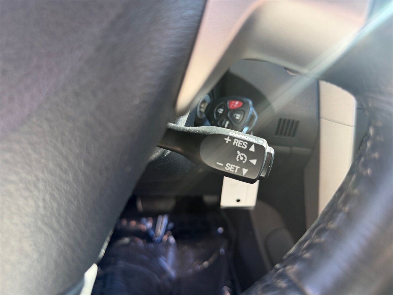 2009 Toyota Corolla LE in Silver — thumbnail 20 of 21