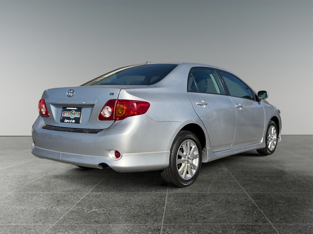 2009 Toyota Corolla LE in Silver — thumbnail 6 of 21