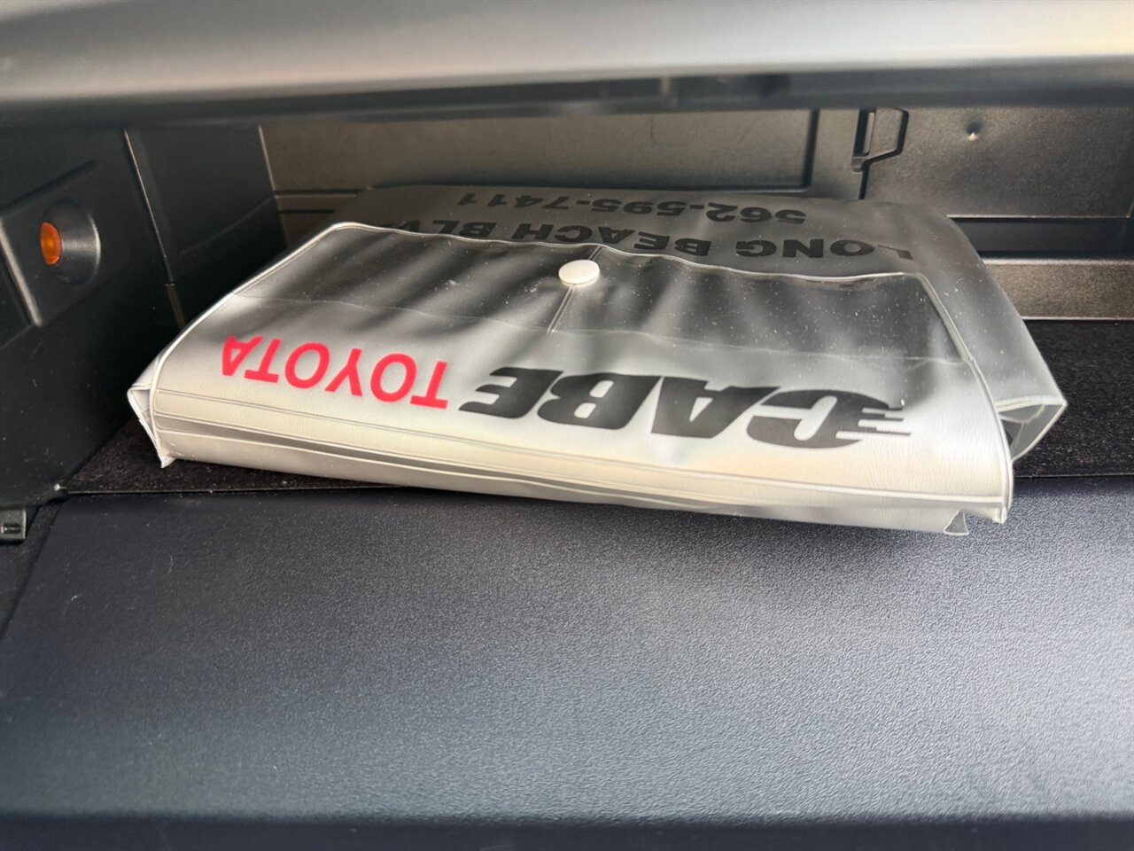2013 Toyota Camry SE in Black — thumbnail 18 of 23