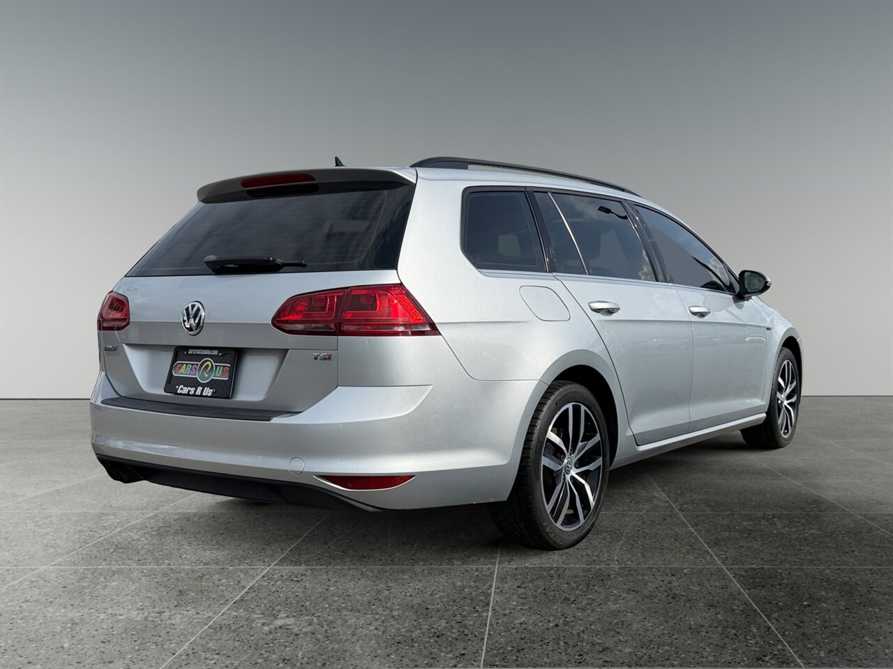 2016 Volkswagen Golf Sportwagen TSI Limited Edition in Silver — thumbnail 6 of 21