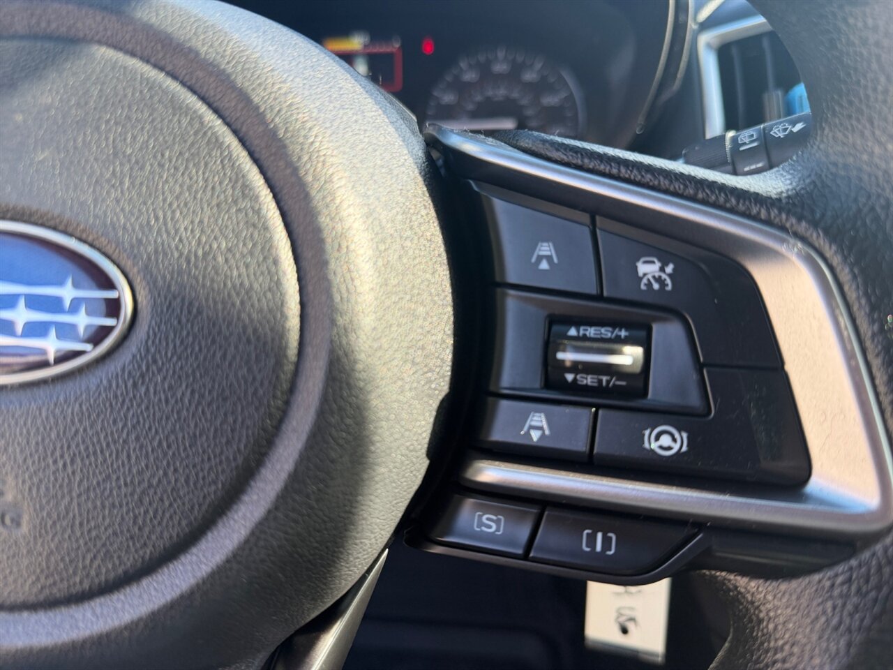2023 Subaru Crosstrek Base in Red — thumbnail 19 of 23