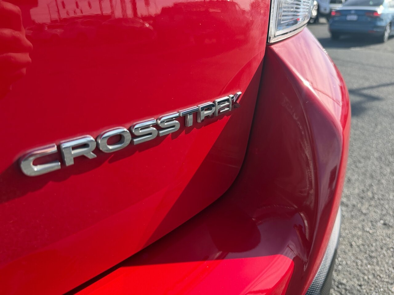 2023 Subaru Crosstrek Base in Red — thumbnail 18 of 23