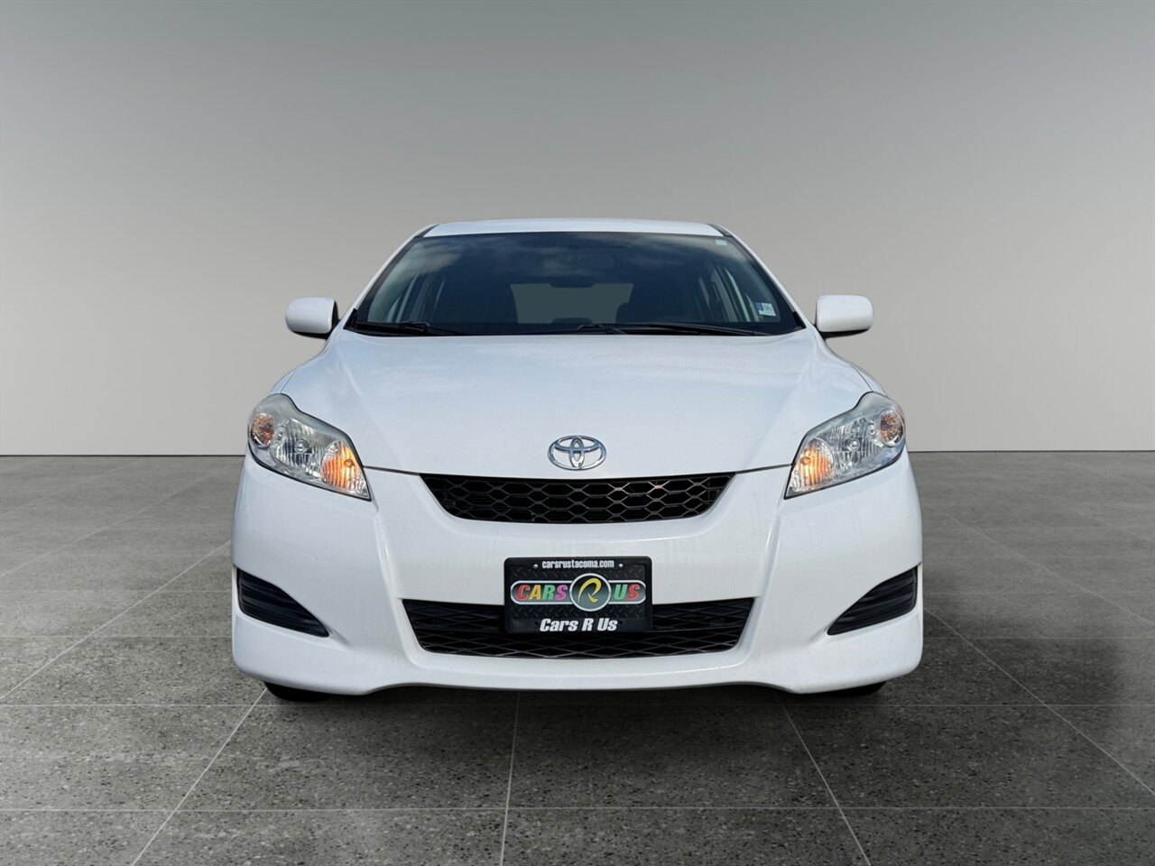 2012 Toyota Matrix L in White — thumbnail 9 of 21