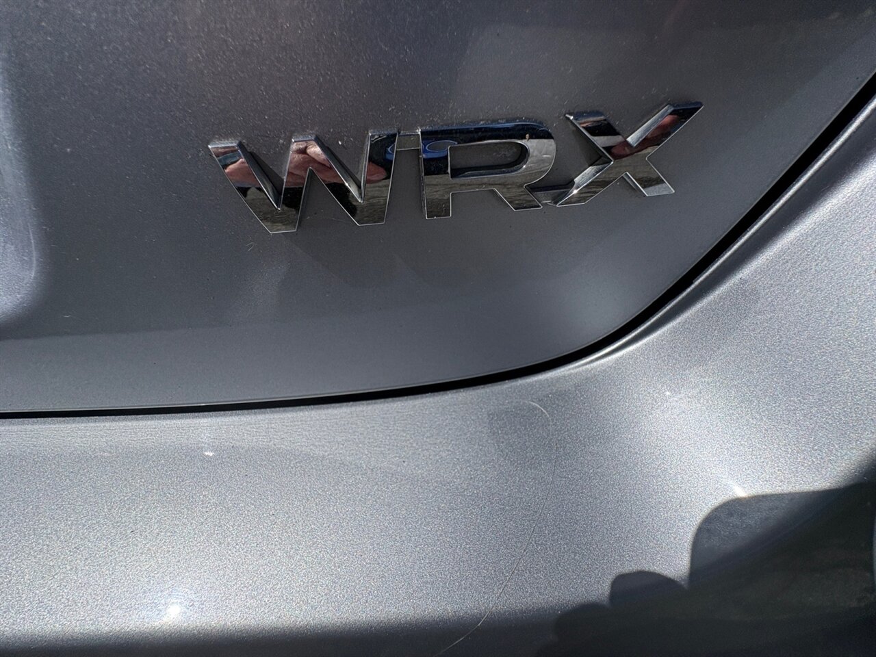 2018 Subaru WRX Base in Silver — thumbnail 18 of 21