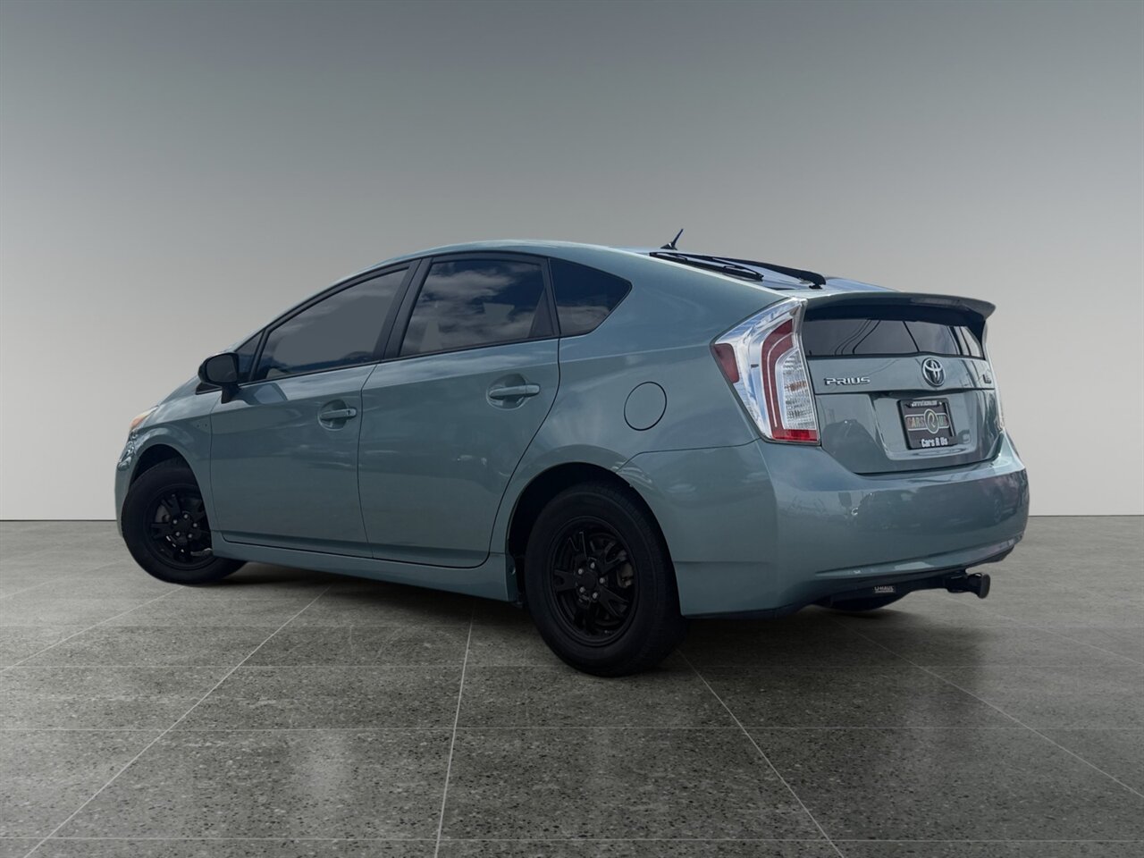 2015 Toyota Prius ZVW30L in Black — photo 3 of 21