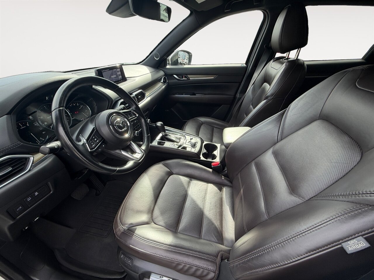 2019 Mazda CX-5 Signature in White — thumbnail 10 of 25