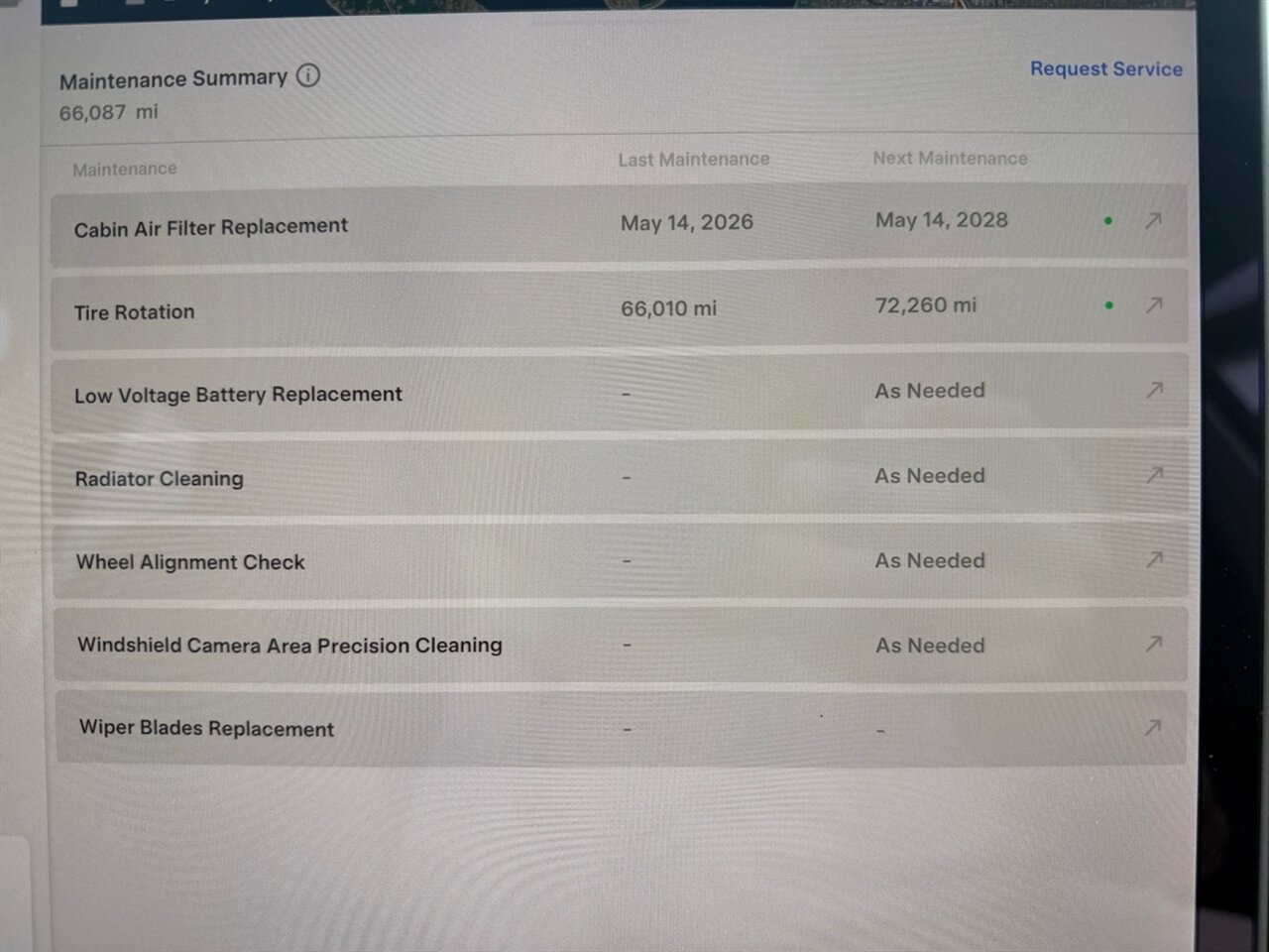 2021 Tesla Model Y Long Range in Blue — thumbnail 18 of 21