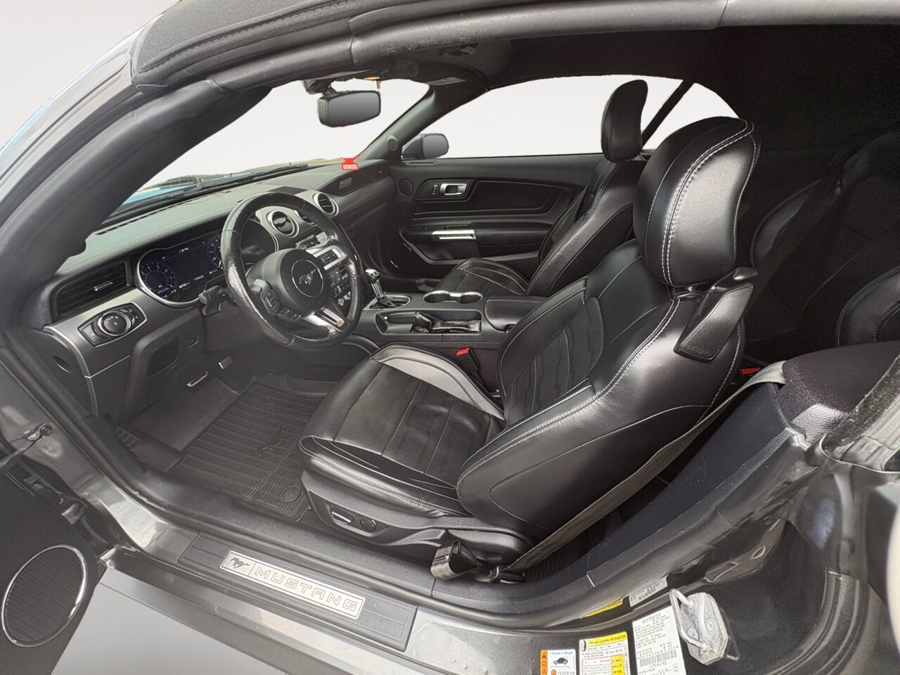 2019 Ford Mustang GT Premium in Gray — thumbnail 10 of 21