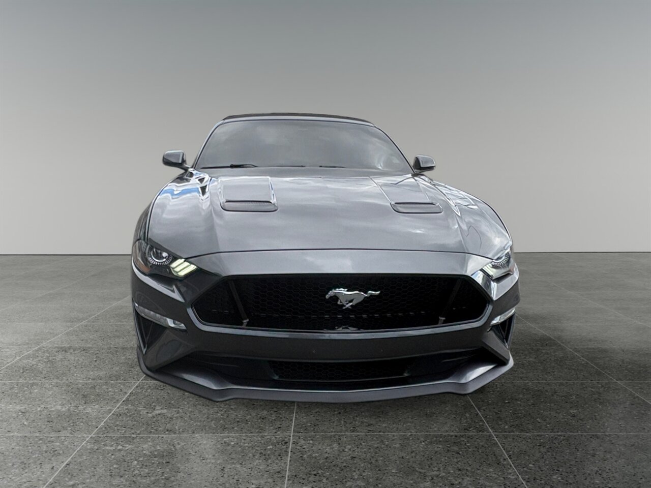 2019 Ford Mustang GT Premium in Gray — thumbnail 9 of 21