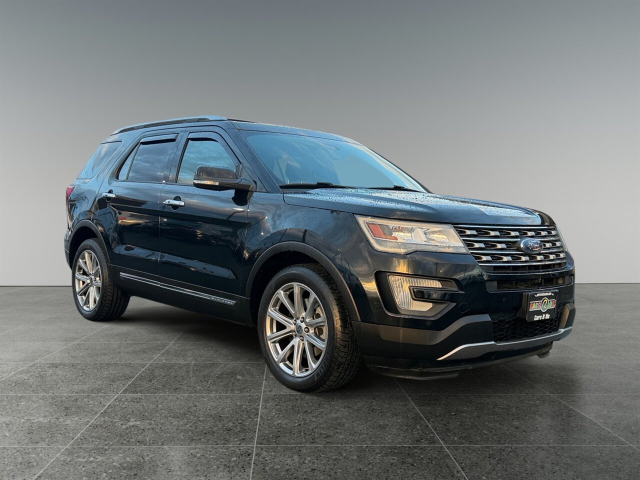 2017 Ford Explorer Limited in Black — thumbnail 8 of 23