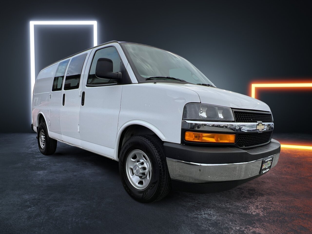 2018 Chevrolet Express Cargo Work Van - Photo 8