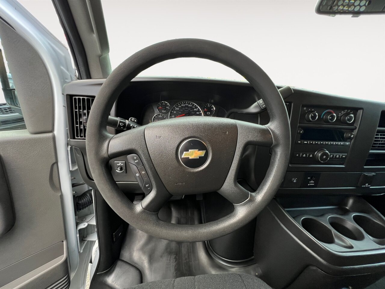 2018 Chevrolet Express Cargo Work Van - Photo 13