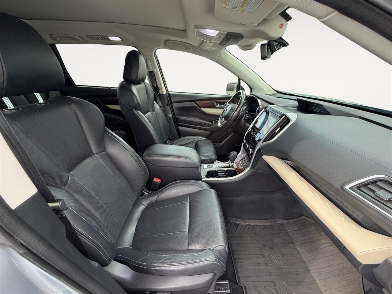 2021 Subaru Ascent Touring in Silver — thumbnail 16 of 21
