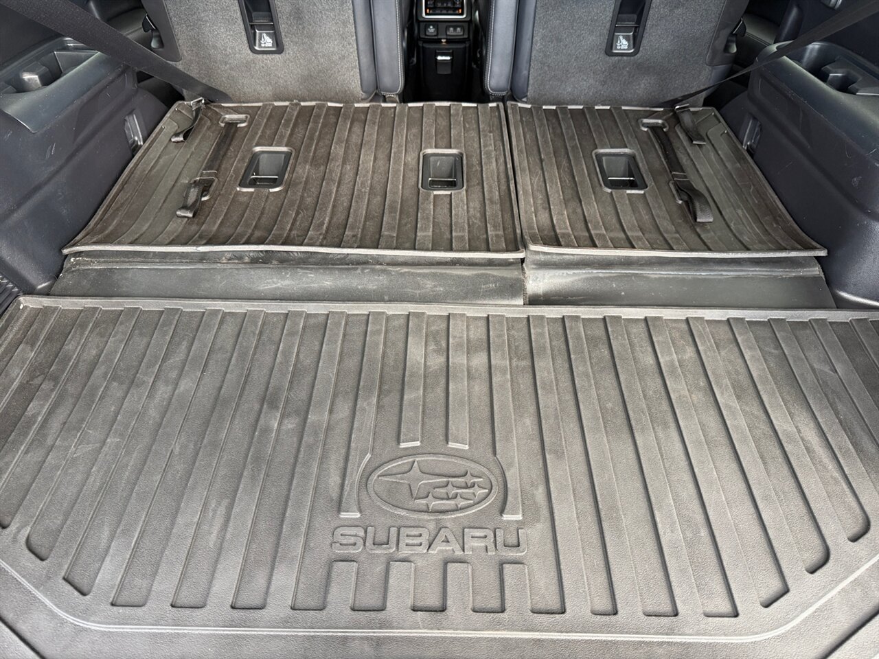 2021 Subaru Ascent Touring in Silver — thumbnail 21 of 21