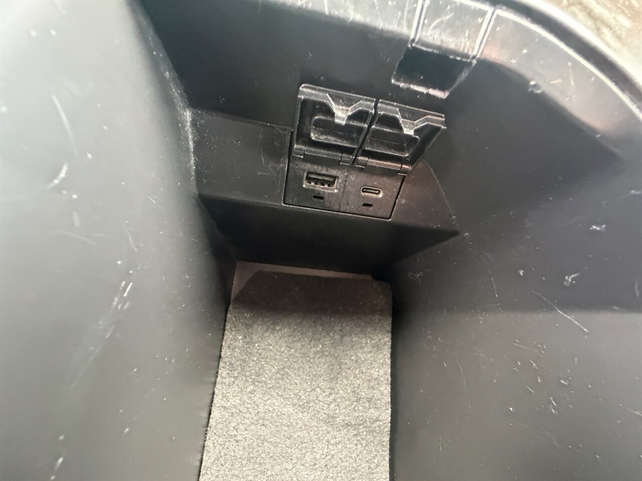 2021 Toyota Camry TRD in Gray — thumbnail 21 of 23