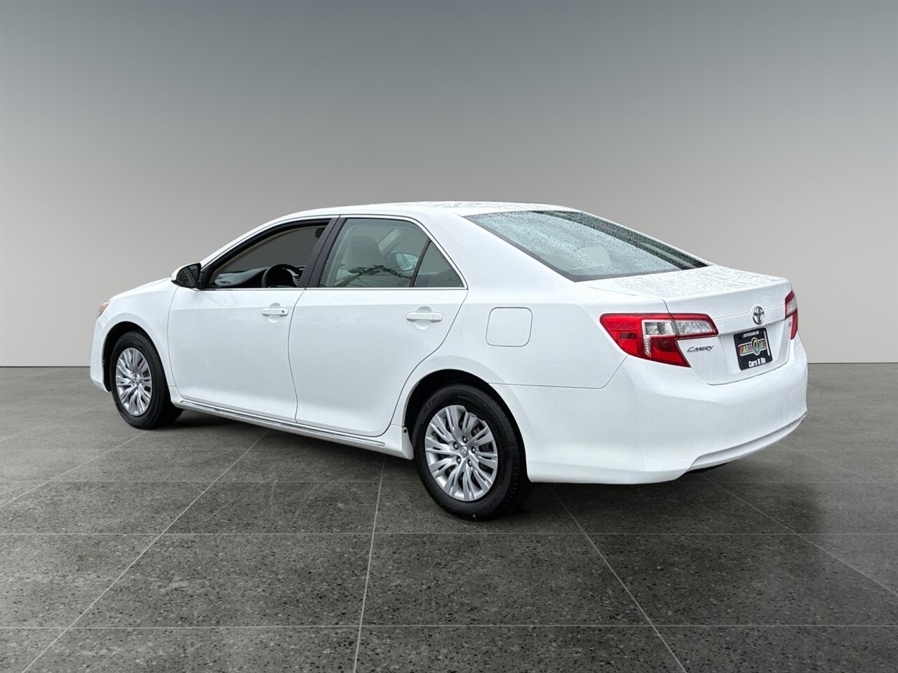 2013 Toyota Camry LE in White — photo 3 of 24