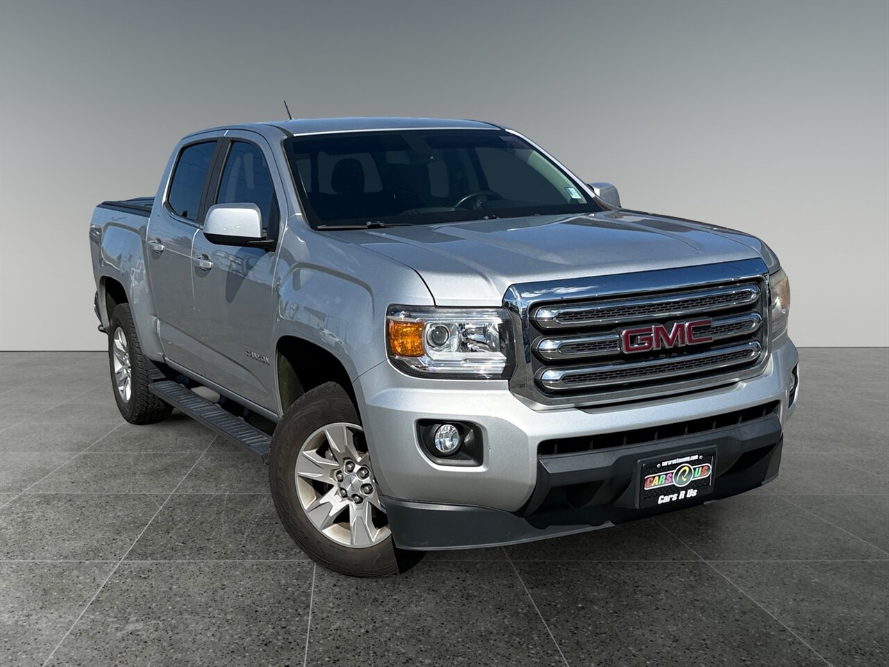 2017 GMC Canyon SLE in Silver — thumbnail 8 of 26