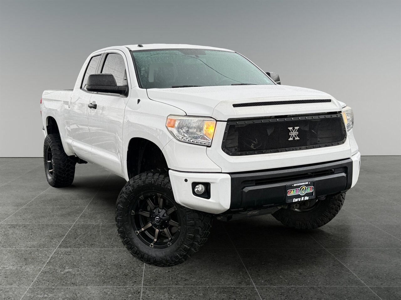 2016 Toyota Tundra SR5 in White — thumbnail 8 of 26
