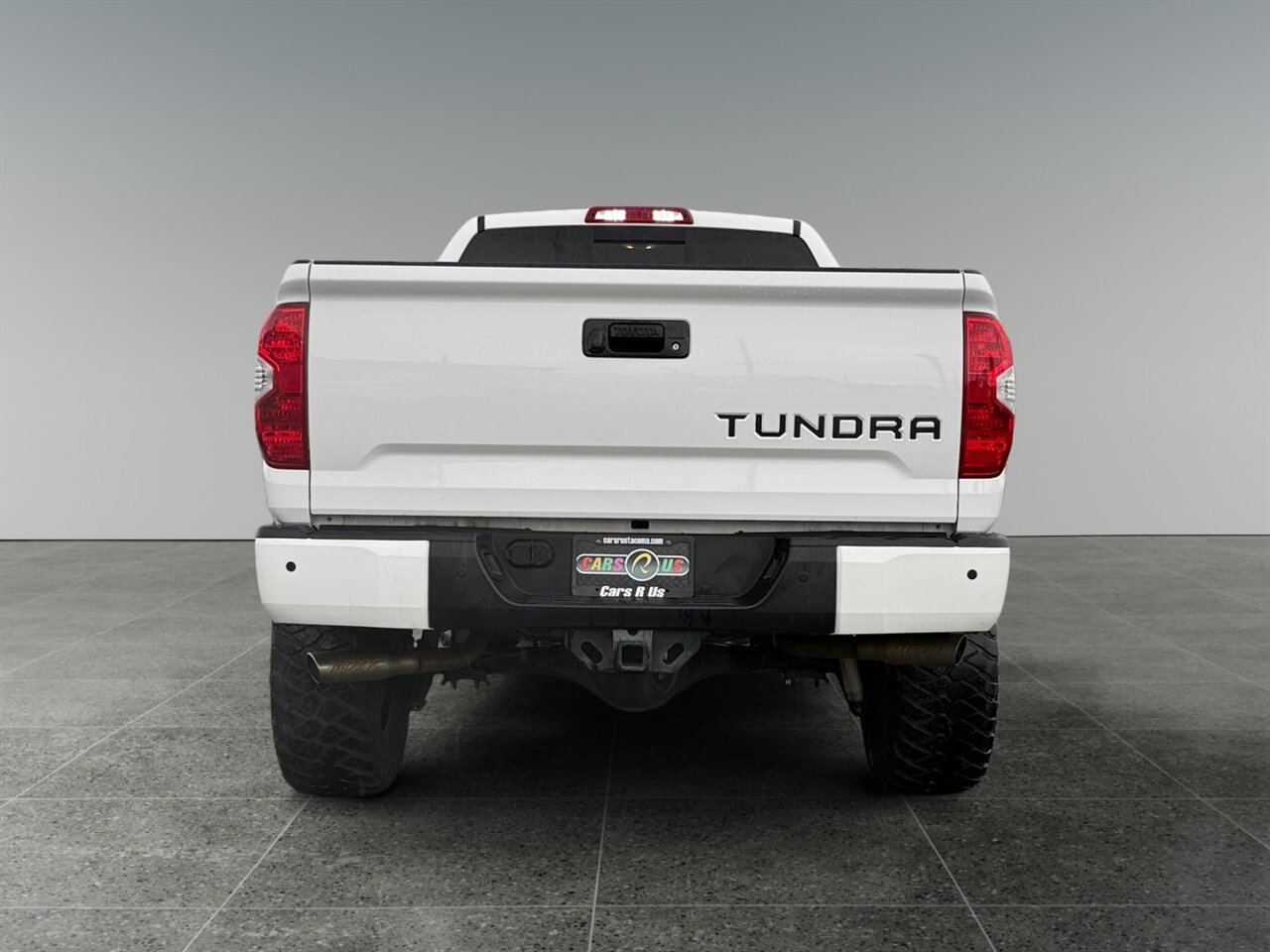 2016 Toyota Tundra SR5 in White — photo 5 of 26
