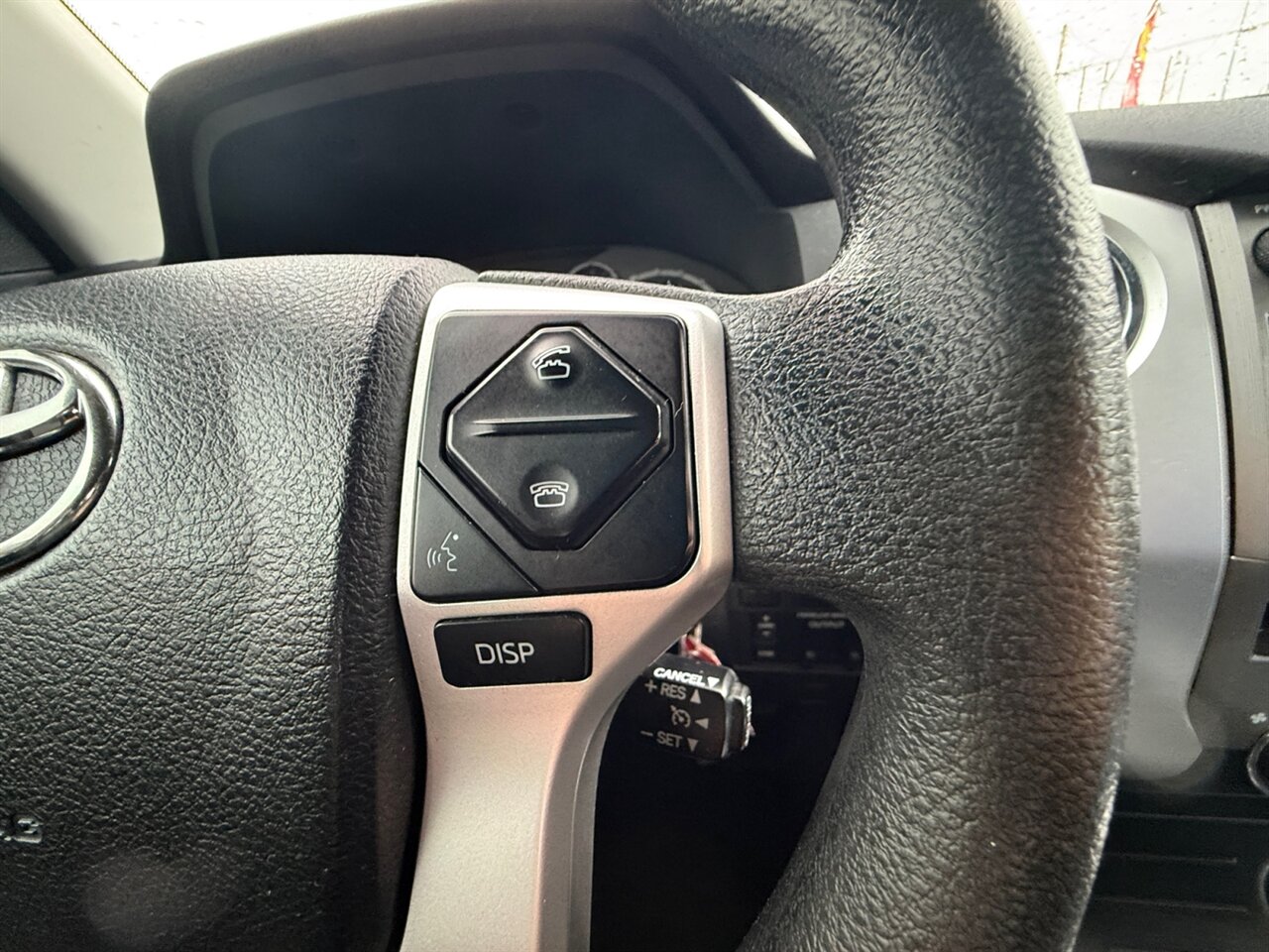 2016 Toyota Tundra SR5 in White — thumbnail 19 of 26