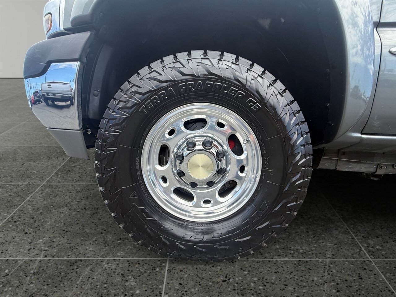 2002 GMC Sierra 2500HD SL in Gray — thumbnail 15 of 29