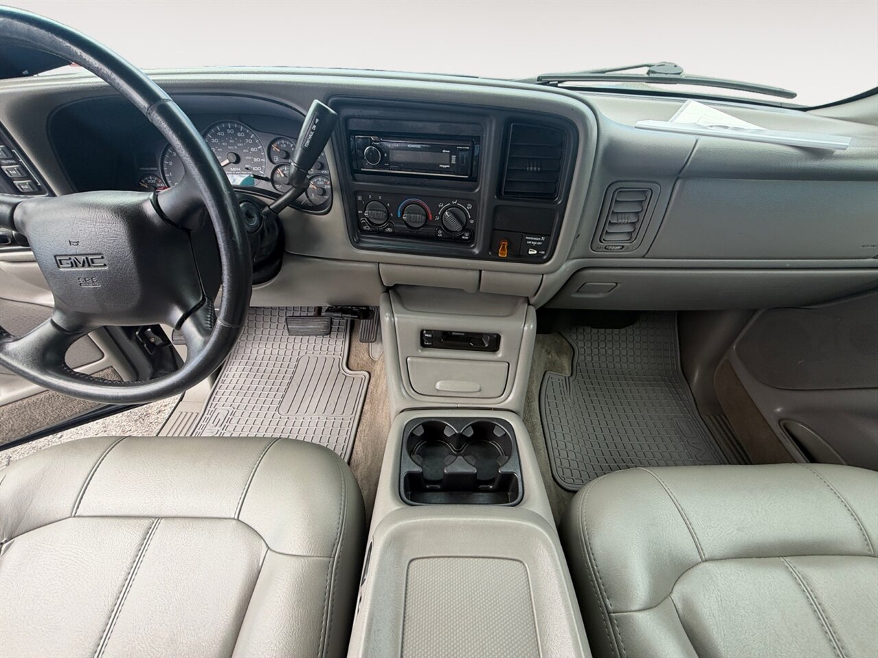 2002 GMC Sierra 2500HD SL in Gray — thumbnail 22 of 29