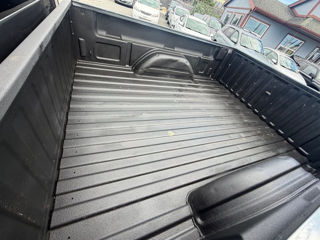 2002 GMC Sierra 2500HD SL in Gray — thumbnail 19 of 29