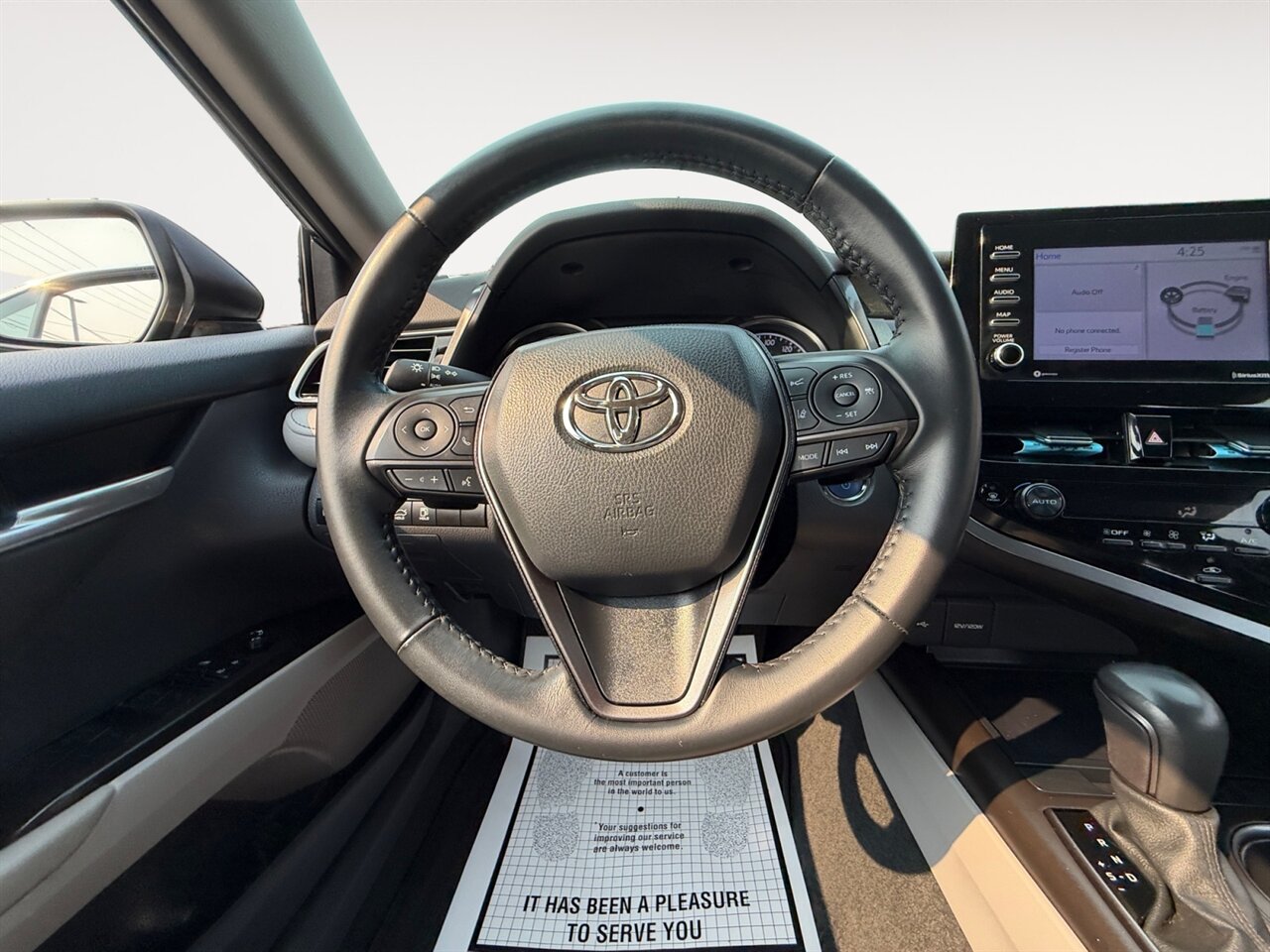 2023 Toyota Camry SE in Black — thumbnail 13 of 21