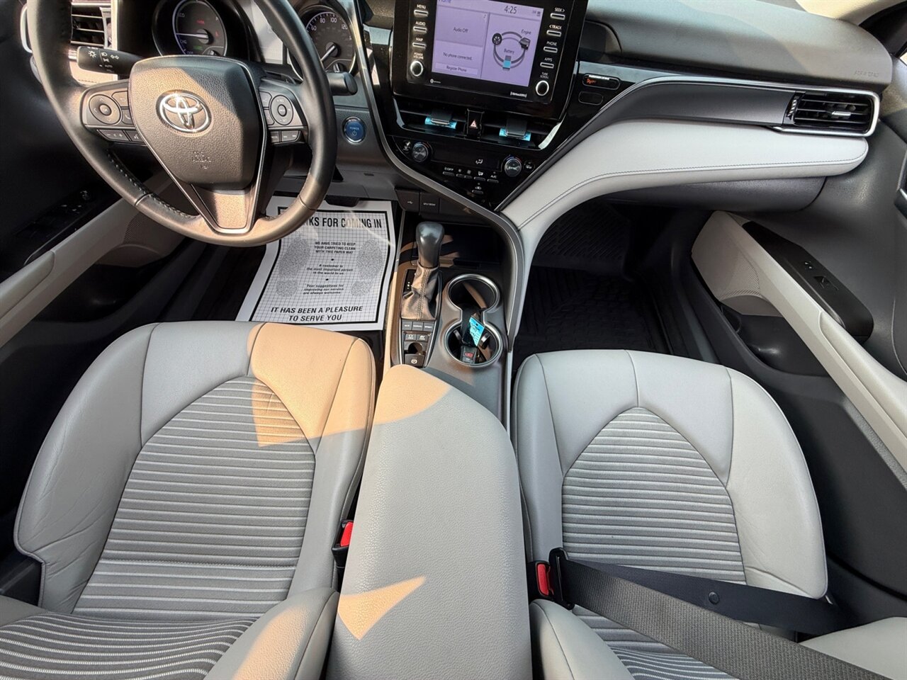 2023 Toyota Camry SE in Black — thumbnail 11 of 21