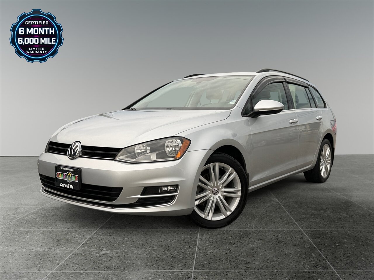 2015 Volkswagen Golf Sportwagen TDI SE in Silver — photo 1 of 22
