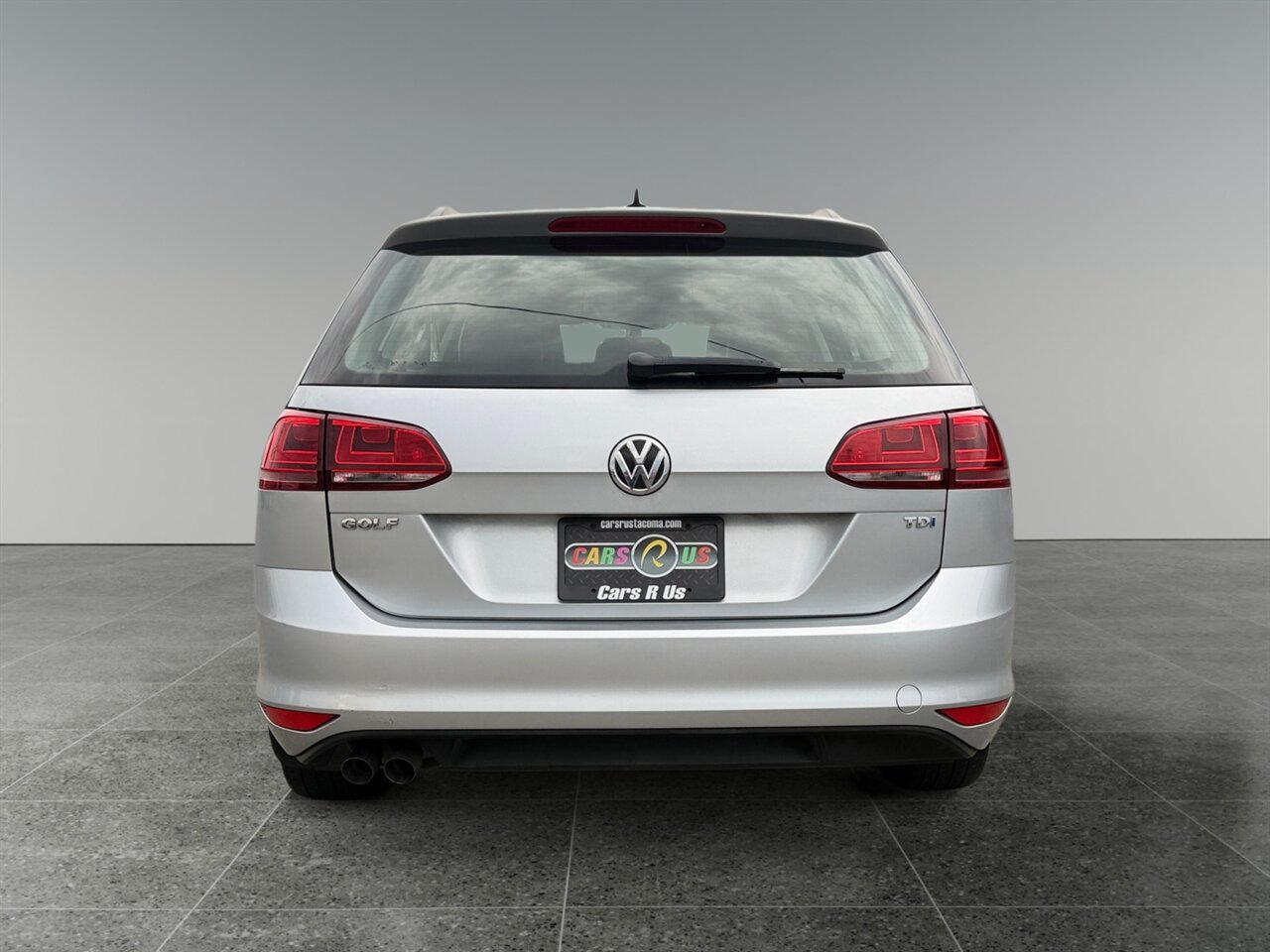 2015 Volkswagen Golf Sportwagen TDI SE in Silver — photo 5 of 22