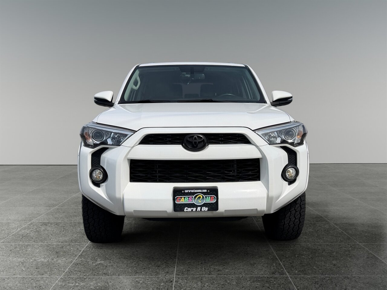 2016 Toyota 4Runner SR5 Premium in White — thumbnail 9 of 27