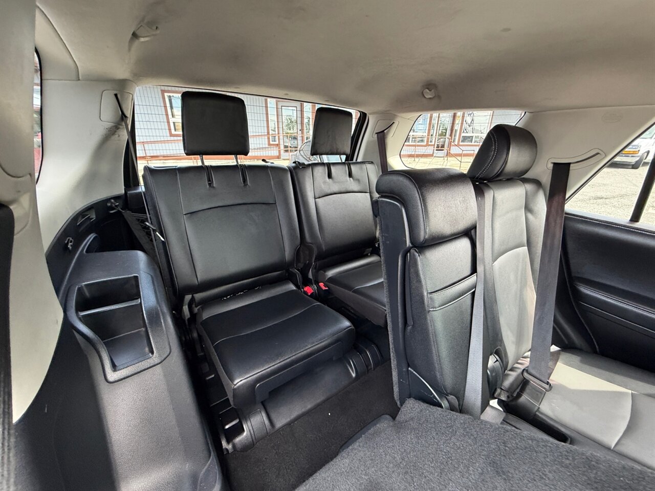 2016 Toyota 4Runner SR5 Premium in White — thumbnail 17 of 27