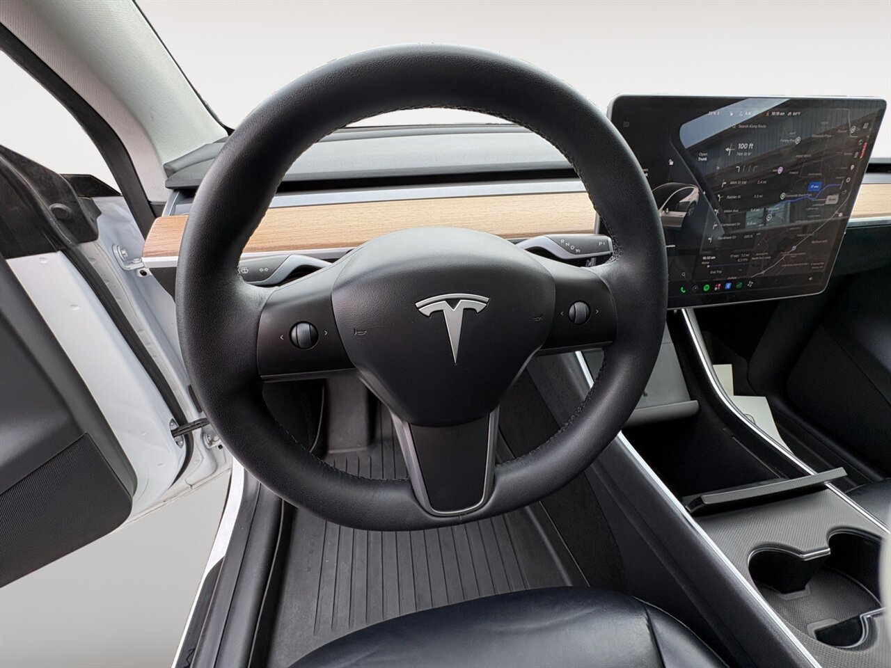 2020 Tesla Model Y Long Range in White — thumbnail 13 of 26