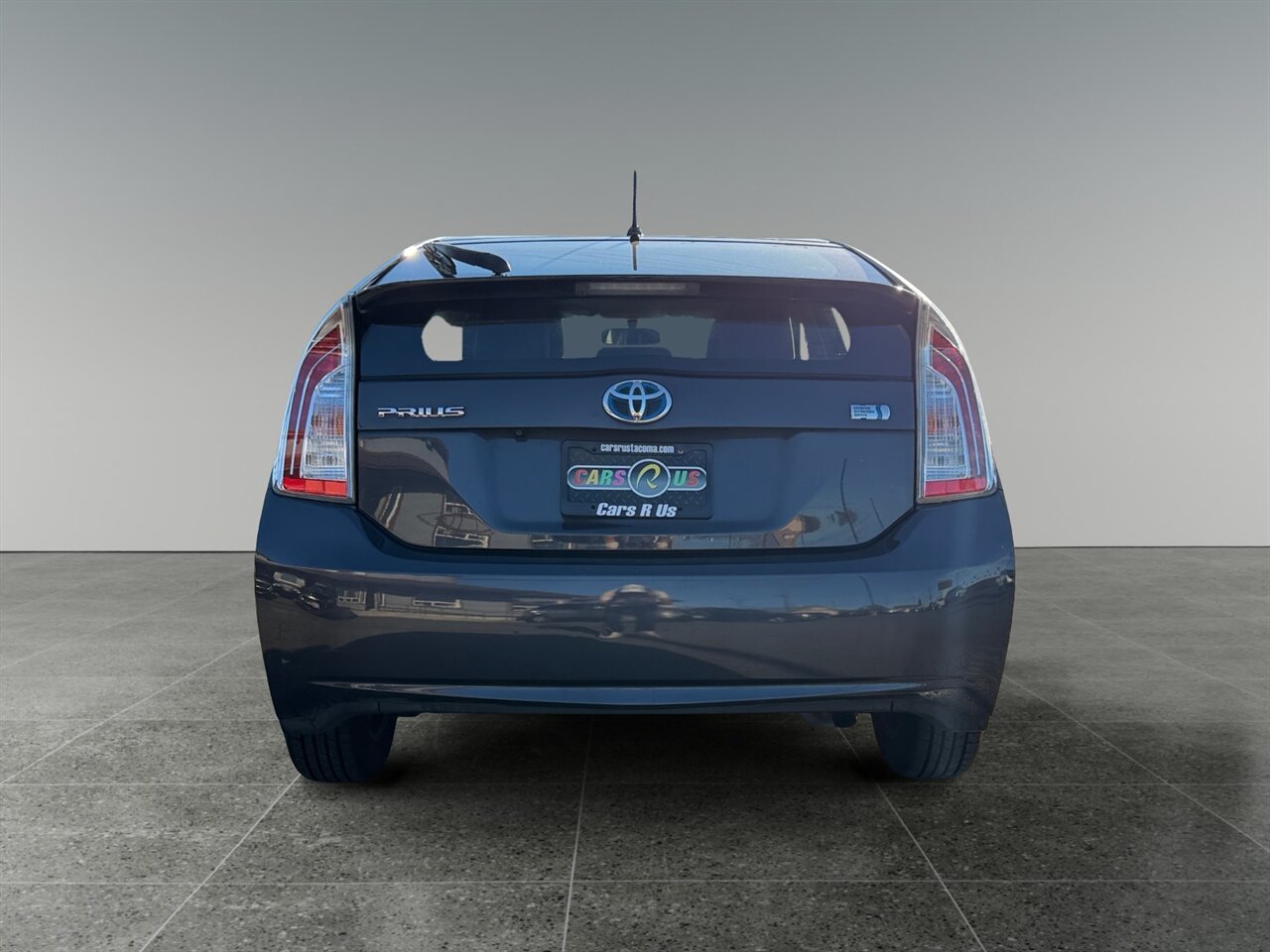 2015 Toyota Prius Two Hybrid in Gray — photo 5 of 23