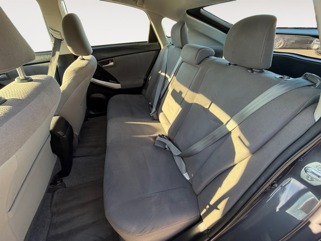 2015 Toyota Prius Two Hybrid in Gray — thumbnail 14 of 23