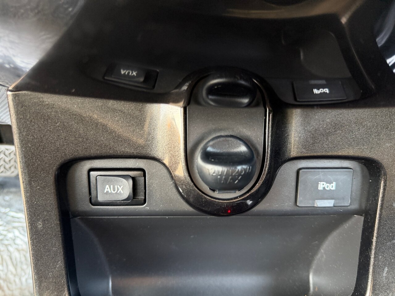 2009 Toyota Scion xD ZSP110L in Red — thumbnail 17 of 20