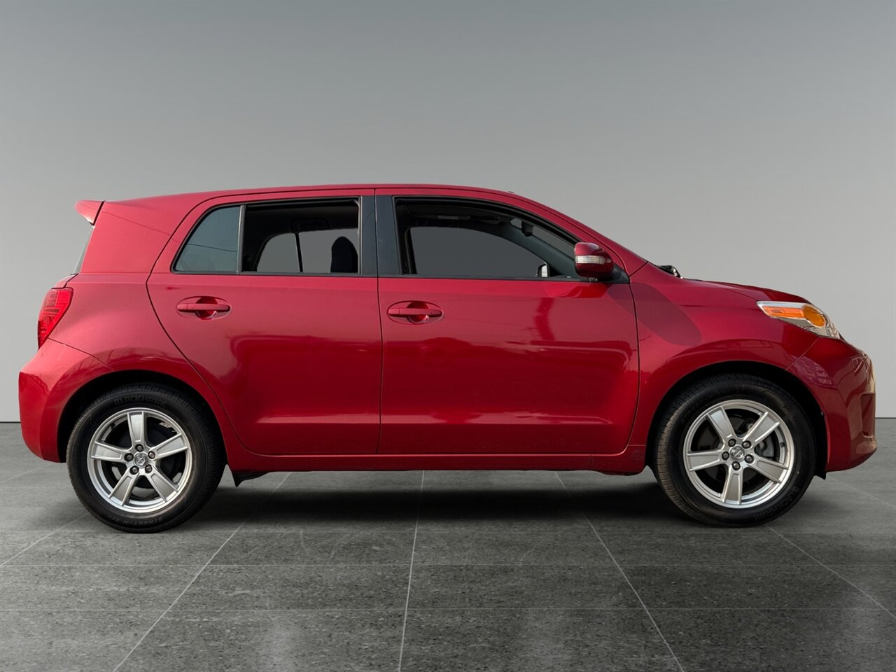 2009 Toyota Scion xD ZSP110L in Red — thumbnail 7 of 20