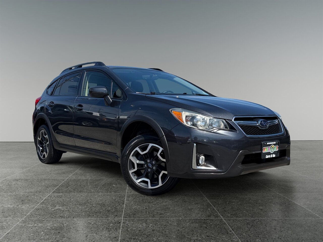 2017 Subaru Crosstrek Premium in Gray — photo 4 of 17