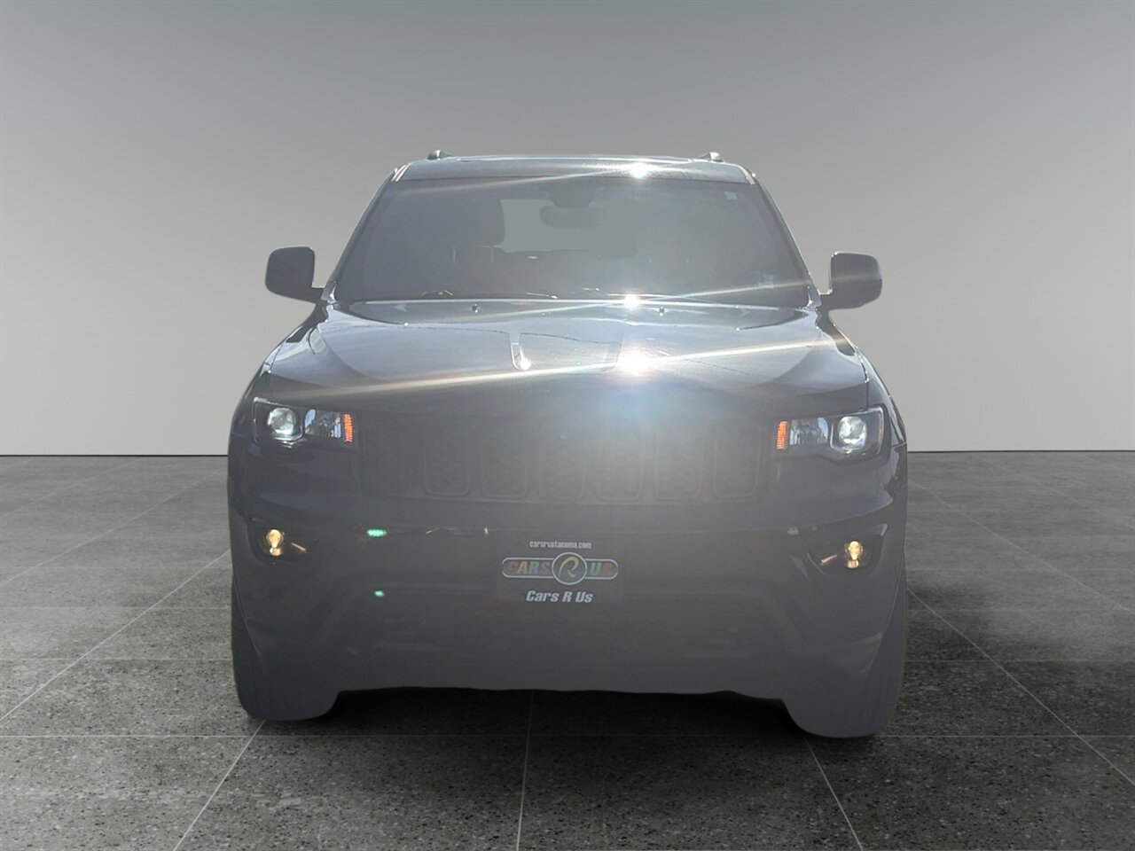 2018 Jeep Grand Cherokee Upland in Black — thumbnail 9 of 27