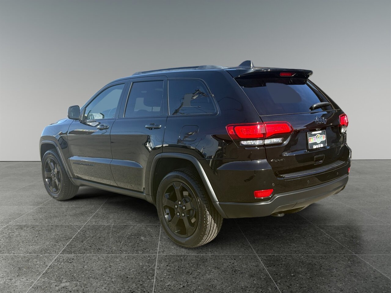 2018 Jeep Grand Cherokee Upland in Black — photo 3 of 27