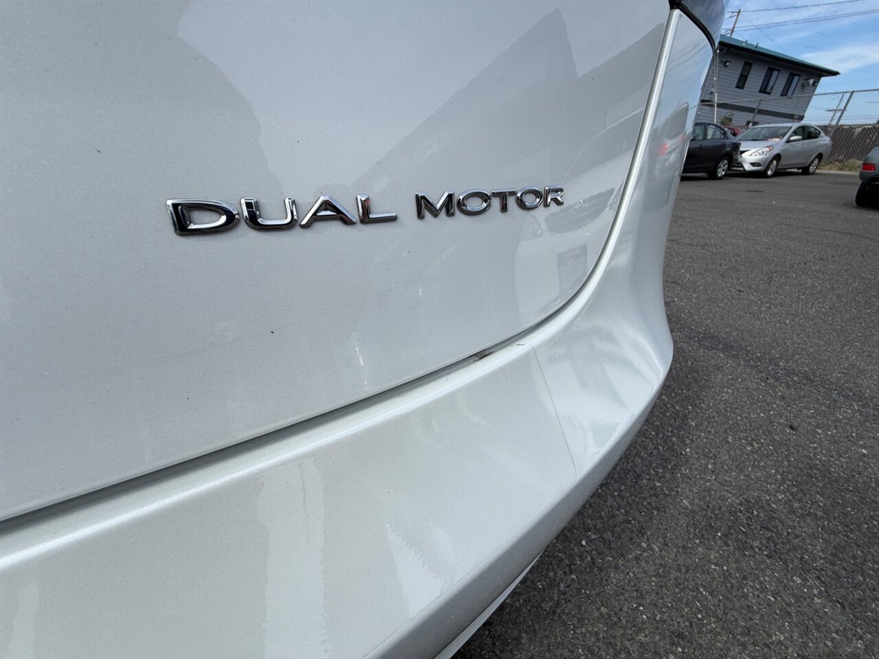 2022 Tesla Model 3 Long Range in White — thumbnail 17 of 21